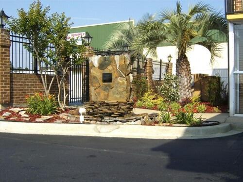 Travelers Inn & Suites Sumter Esterno foto